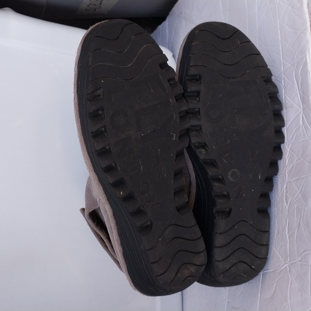 EUC Fly London Yegi Suede Wedge Boots  - EU 40/ US 9 - 9.5 - Picture 8 of 10